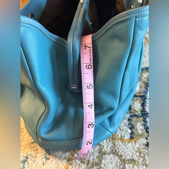 Leather Coach Bag - Picture 14 of 16